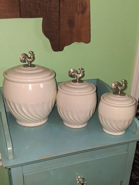 Lillian Vernon Canister Set